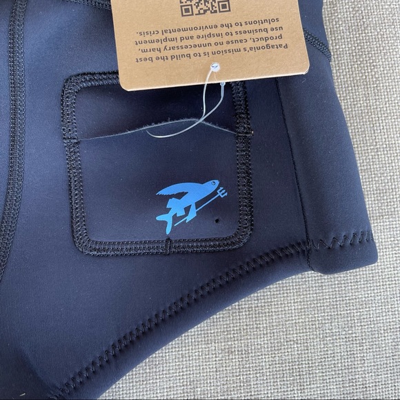 NWT Patagonia R1Lite Yule surf black shorts 6 - Picture 11 of 13